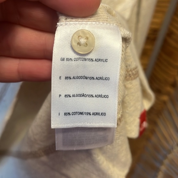 The North Face Perforated Thermal Style Pull-Over Top - Cream color - Size Large - Picture 5 of 7